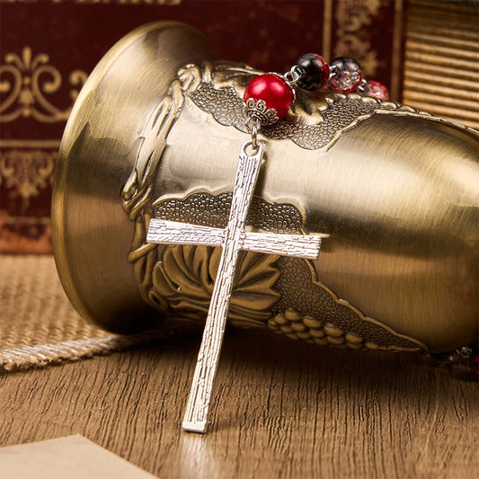 Święta Gail i Cudowny Medalik z 8 mm czarno-czerwonych szklanych koralików w kształcie okrągłych róż