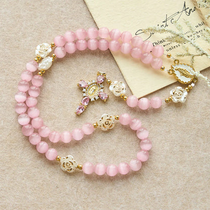 Różaniec Cat's Eye & Rose w kolorze lawendowym i różowym: centralna ozdoba Matki Boskiej do łagodnej modlitwy