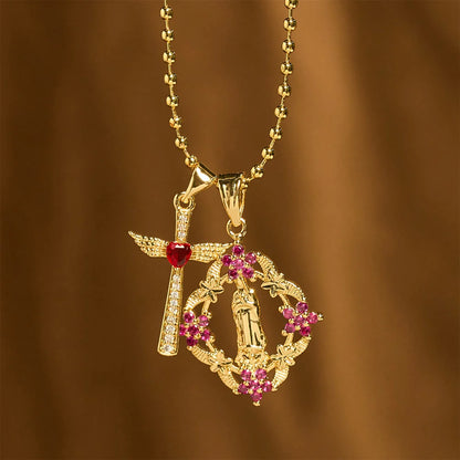 z ozdobnym wizerunkiem Matki Boskiej i krzyża ze skrzydłami: symbol duchowej ochrony